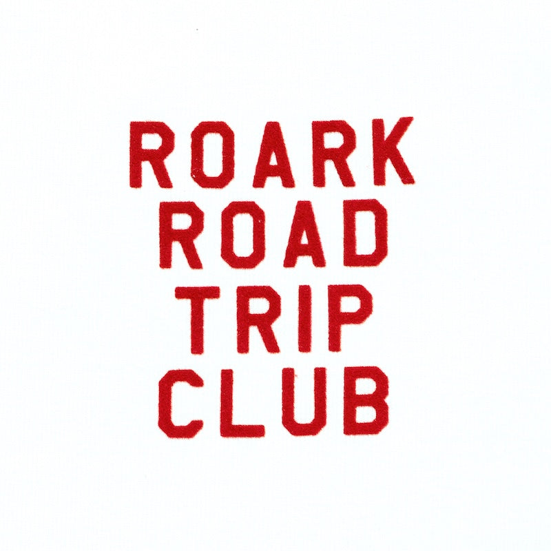 ROARK Tシャツ ROAD TRIP CLUB FINE TECH DRY TEE ホワイト 商品画像 フロントプリント