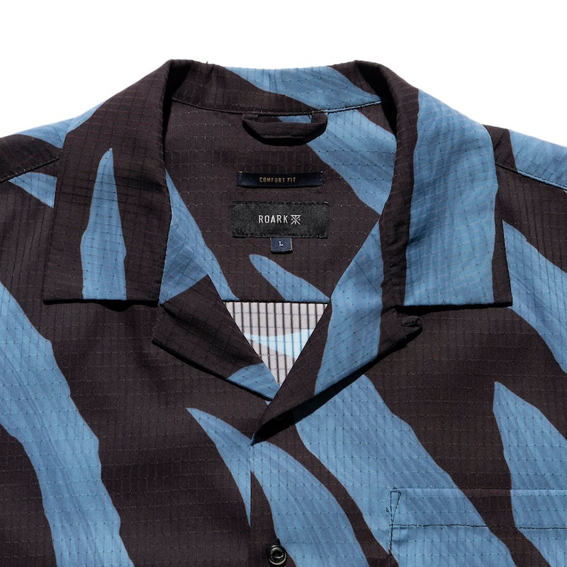 ROARK S/Sシャツ PULQUE BLESS UP S/S ブラック 商品画像 襟