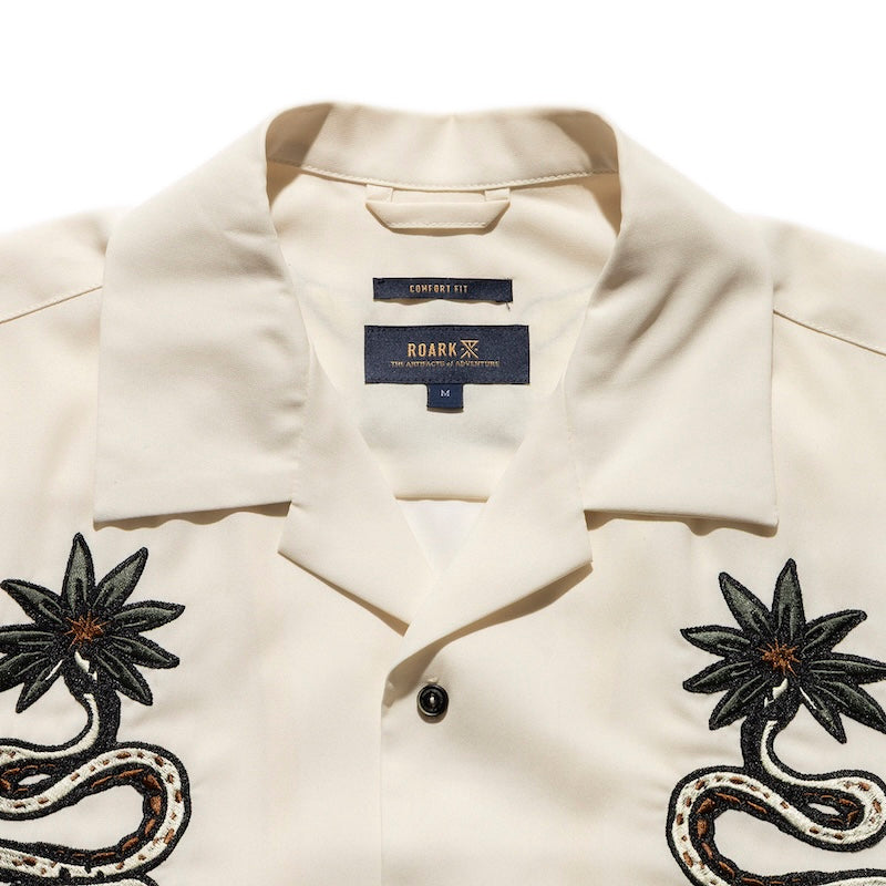 ROARK S/Sシャツ AUGS PALM GONZO S/S 商品画像 首元
