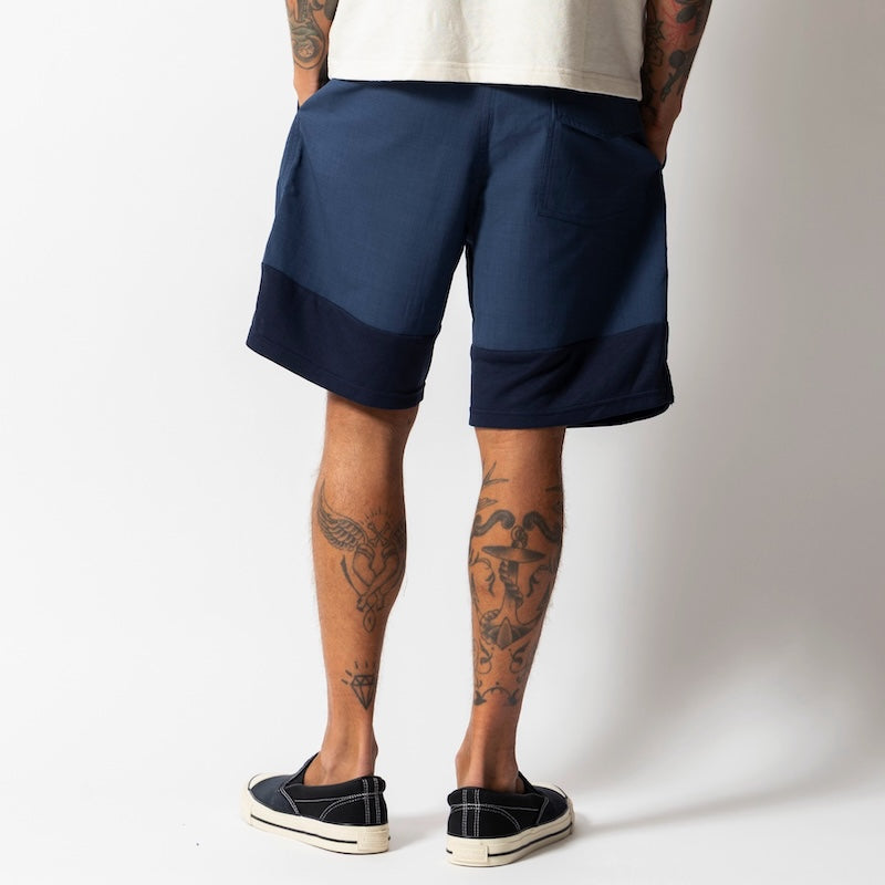 ROARK ショーツ DELTA QD SHORTS ストーンブルー 着用画像 3
