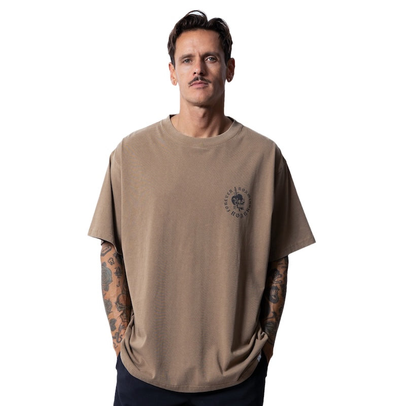 ROARK Tシャツ A.O.A.R S/S TEE ブラウン 着用画像 正面 1