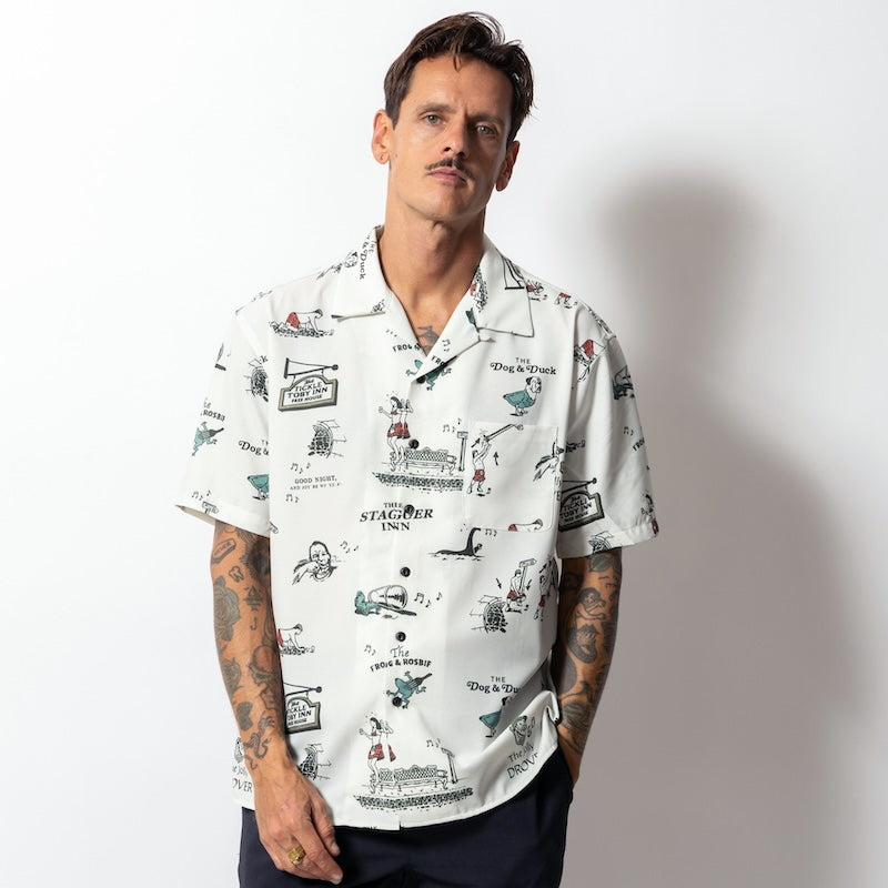 ROARK S/Sシャツ CHARMED CIRCLE GONZO S/S SHIRTS ホワイト 着用画像 正面 1