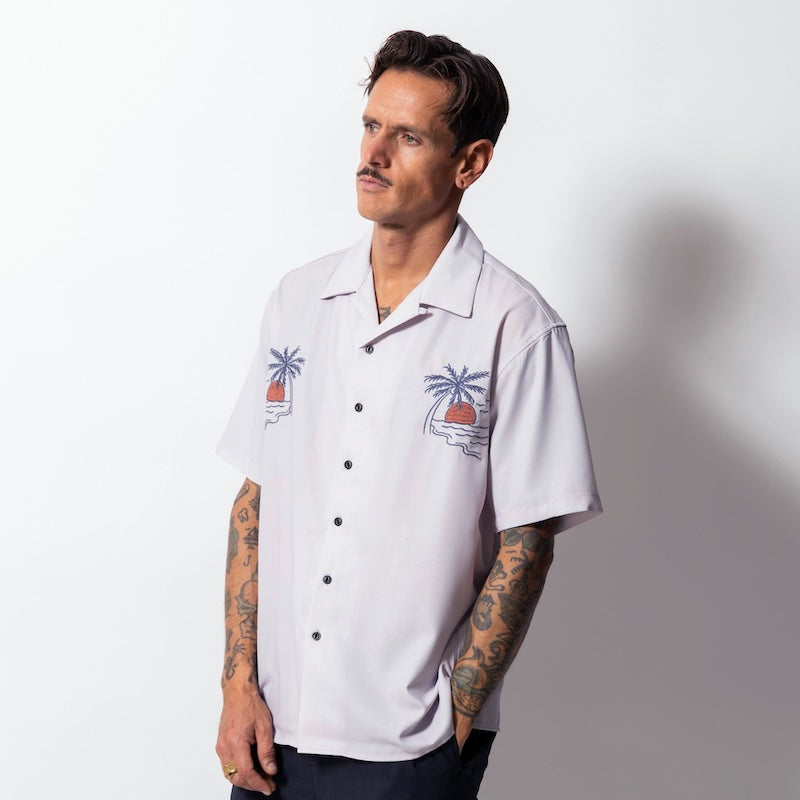 ROARK S/Sシャツ STAR CROSSED GONZO S/S SHIRTS (Dusty Lilac) 着用画像 正面 2
