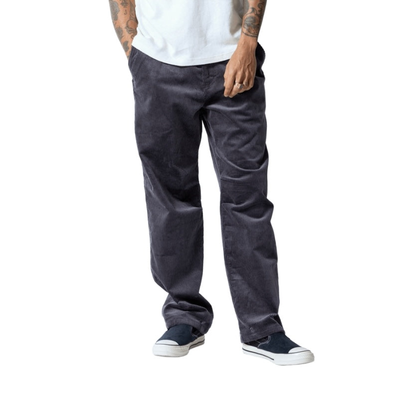 ROARK パンツ TRAVEL PANT CORDUROY - RELAX グレー 着用画像 3