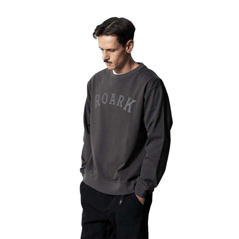 ROARK L/STシャツ MEDIVAL 14oz H/W L/S TEE (Charcoal) 着用画像 正面 3