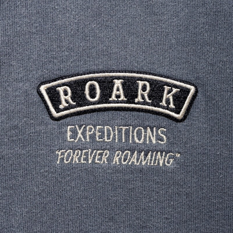 ROARK ジップパーカー ROAMIING F/Z HOOD SWEAT (Desert Navy) 商品画像 フロント刺繍