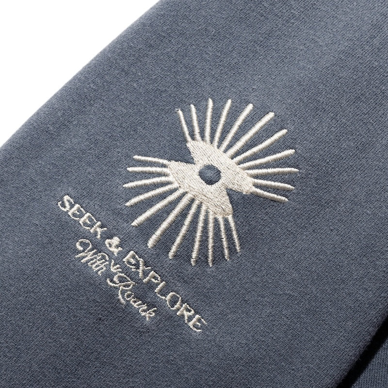 ROARK ジップパーカー ROAMIING F/Z HOOD SWEAT (Desert Navy) 商品画像 袖刺繍