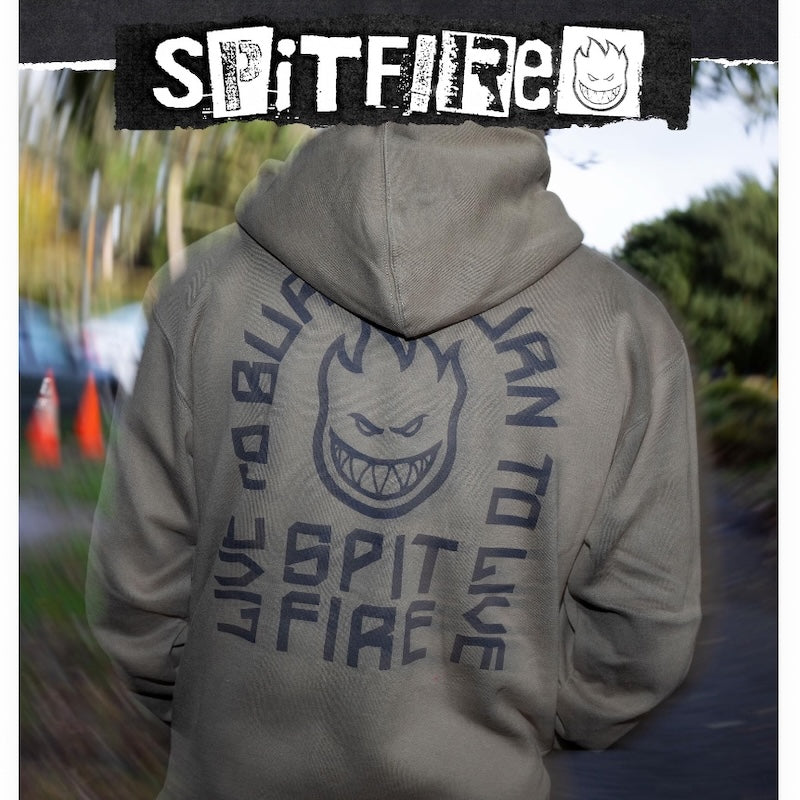 SPITFIRE パーカー LTB ARCH HEAVYWEIGHT ZIP UP HOODIE オリーブ 着用画像 背面