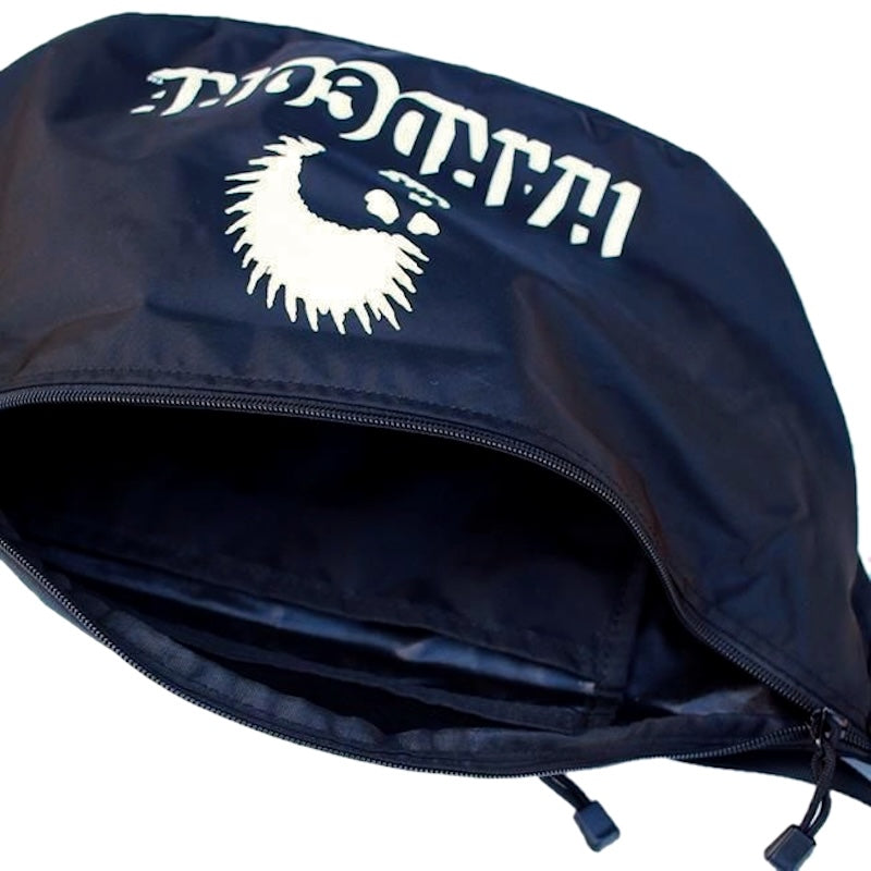 MxMxM SKULL SKATES ナイロンショルダーバッグ ブラック/ ホワイト ディテール