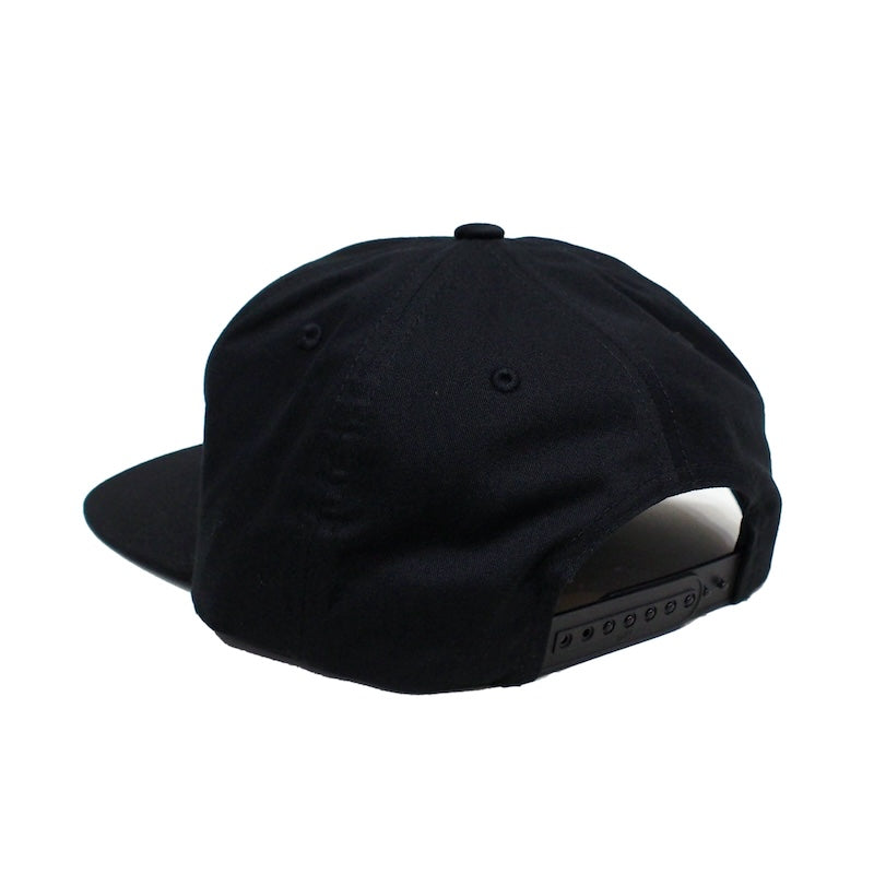 THRASHER x ANTI HERO　キャップ　"MAG BANNER SNAPBACK CAP"　(Black)