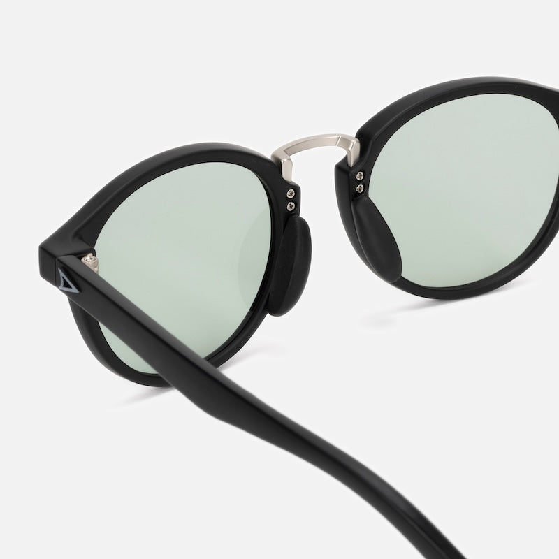 TYMER サングラス OLIVER (Matt Black / Light Green) 商品画像 4
