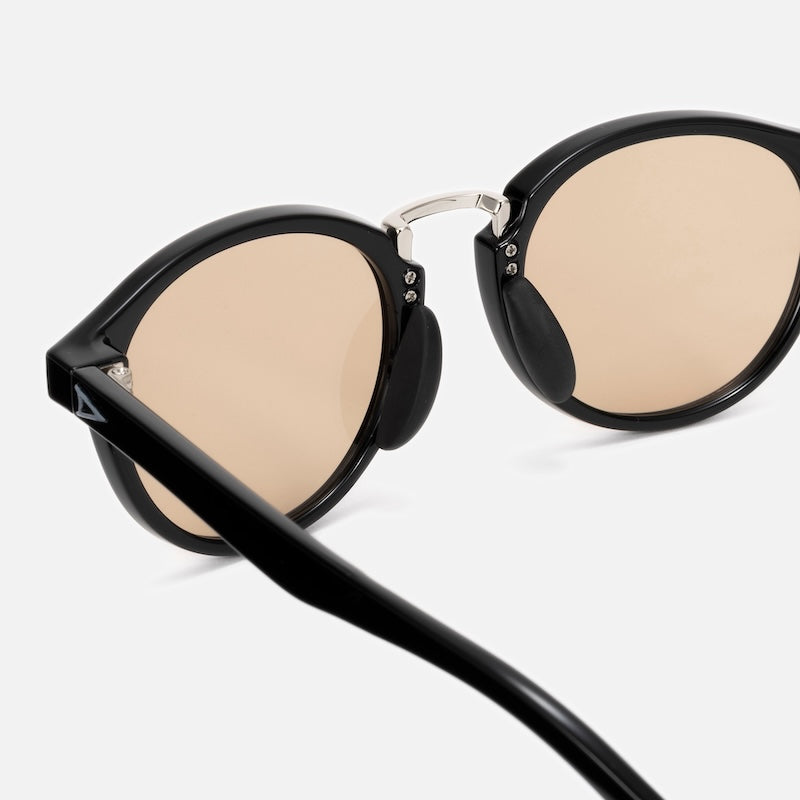 TYMER サングラス OLIVER (Glass Black / Light Brown) 商品画像 4