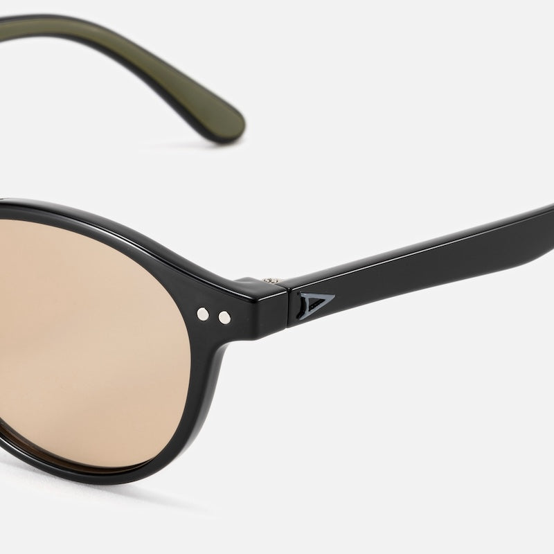 TYMER サングラス OLIVER (Glass Black / Light Brown) 商品画像 6