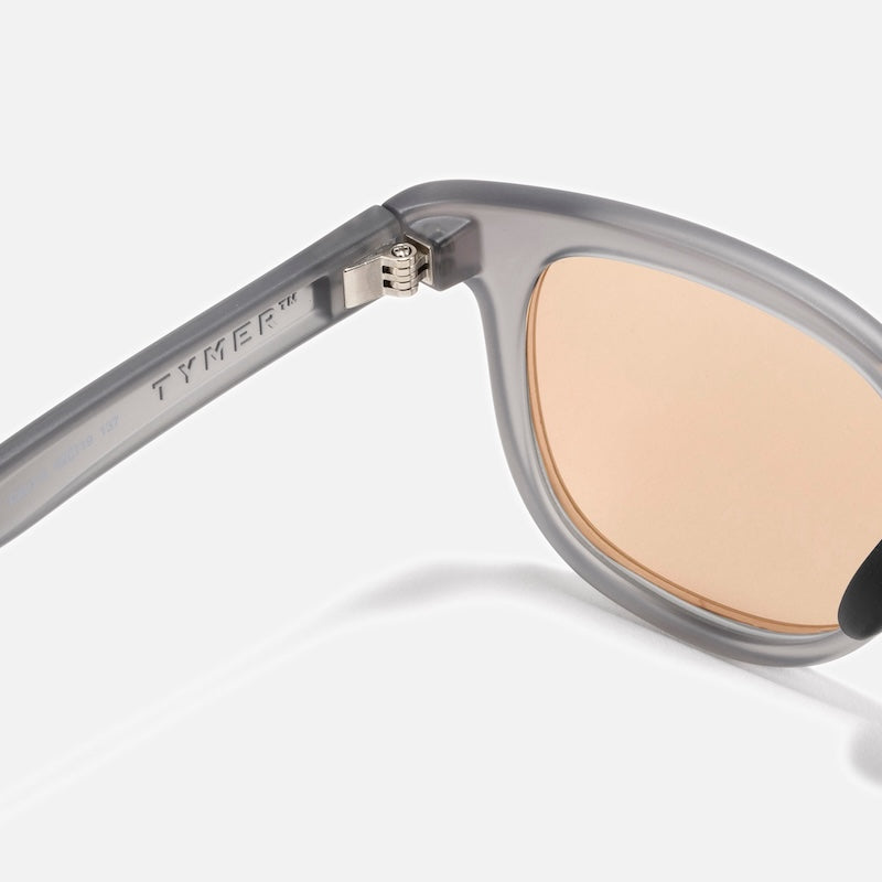 TYMER サングラス BLAKE (Matt Clear Gray2 / Light Brown) 商品画像 5