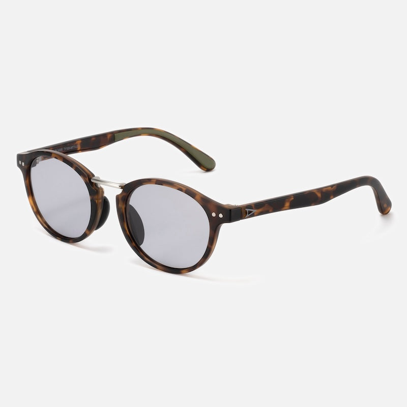 TYMER サングラス OLIVER (Tortoise / Light Gray) 商品画像 2