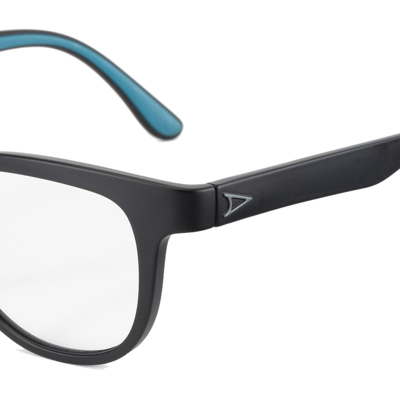 TYMER サングラス BLAKE (Matt Black / Photochromic Clear to Gray) 商品画像 サイド ロゴ