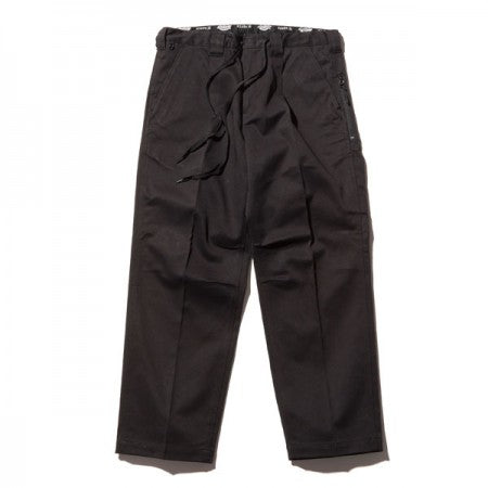 ROARK REVIVAL　パンツ　"ROARK × DICKIES - NEW TRAVEL PANTS - RELAX"　(Black)