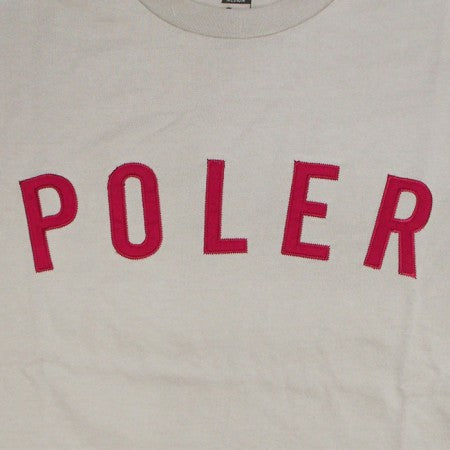 POLeR　Tシャツ　"STATE APPLIQUE RELAX FIT TEE"　(Sand)