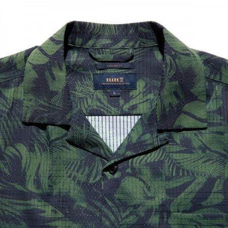 ROARK REVIVAL　S/Sシャツ　"BLESS UP PALMS  S/S WOVEN - COMFORT FIT"　(Jungle Green)