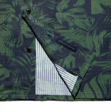 ROARK REVIVAL　S/Sシャツ　"BLESS UP PALMS  S/S WOVEN - COMFORT FIT"　(Jungle Green)
