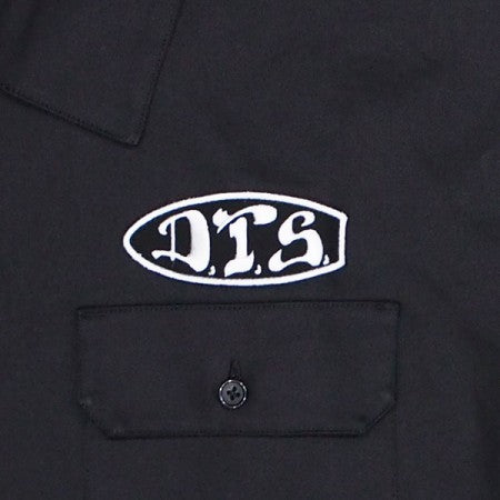 DOGTOWN　S/Sシャツ　"D.T.S. S/S WORK SHIRT"　(Black)
