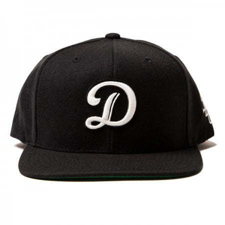 Deviluse　キャップ　"D SNAPBACK CAP"　(Black)