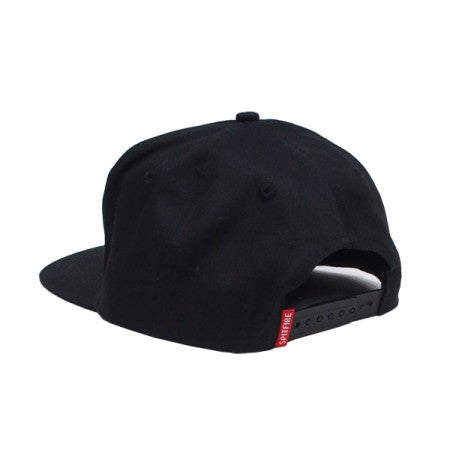 SPITFIRE　キャップ　"BIGHEAD SNAPBACK CAP"　(Black/White)