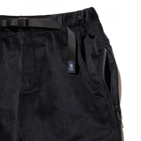 ROARK REVIVAL　パンツ　"FIREPROOF CORDUROY ST NEW TRAVEL PANTS - REGULAR FIT"　(Black)