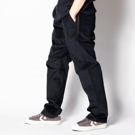 ROARK REVIVAL　パンツ　"FIREPROOF CORDUROY ST NEW TRAVEL PANTS - REGULAR FIT"　(Black)